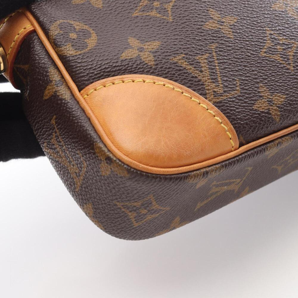LOUIS VUITTON Authentic Brown Monogram Leather Clutch Bag - Picture 6 of 9